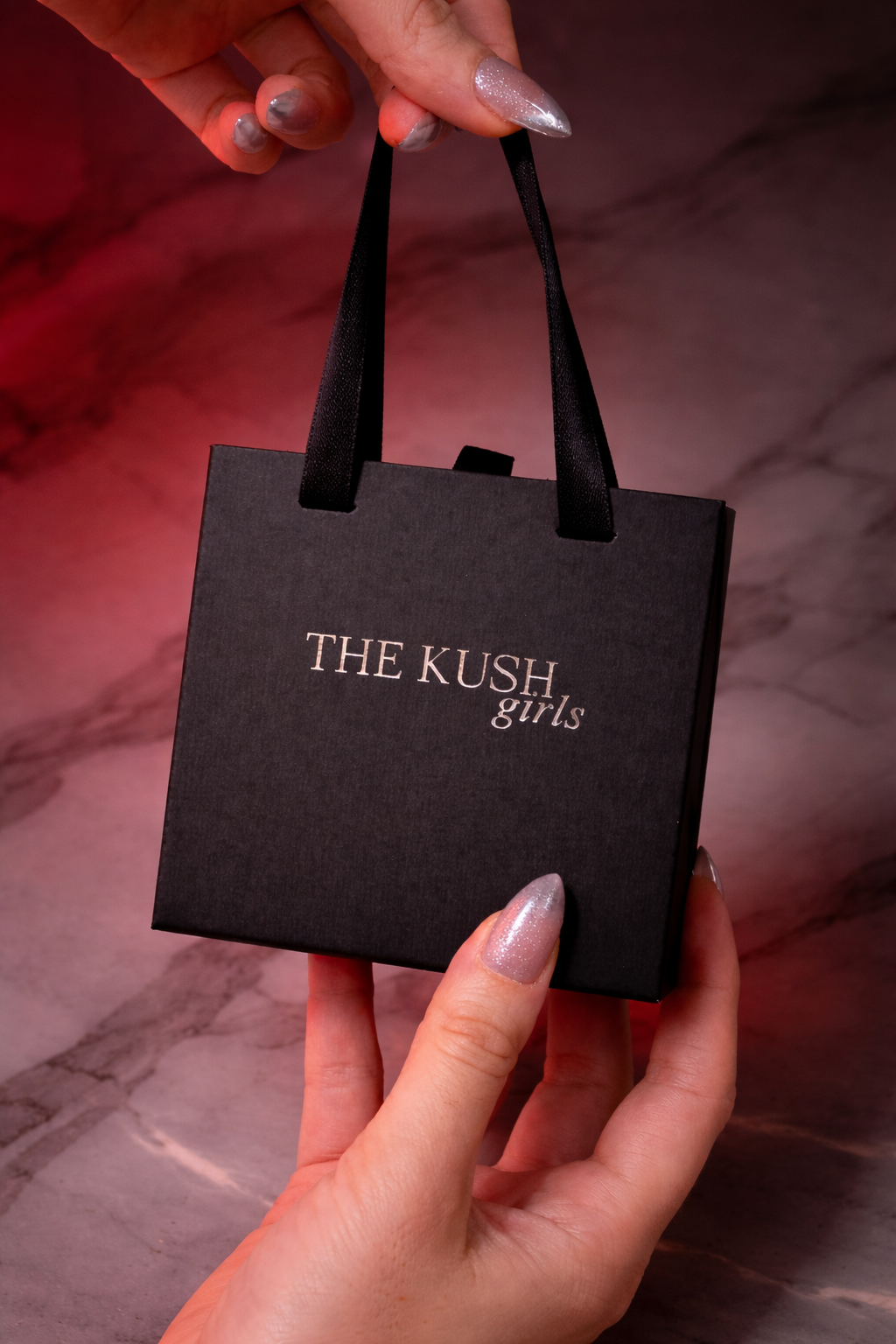 The Kush Girls | SILVER CANNABIS CHARMED BRACELET